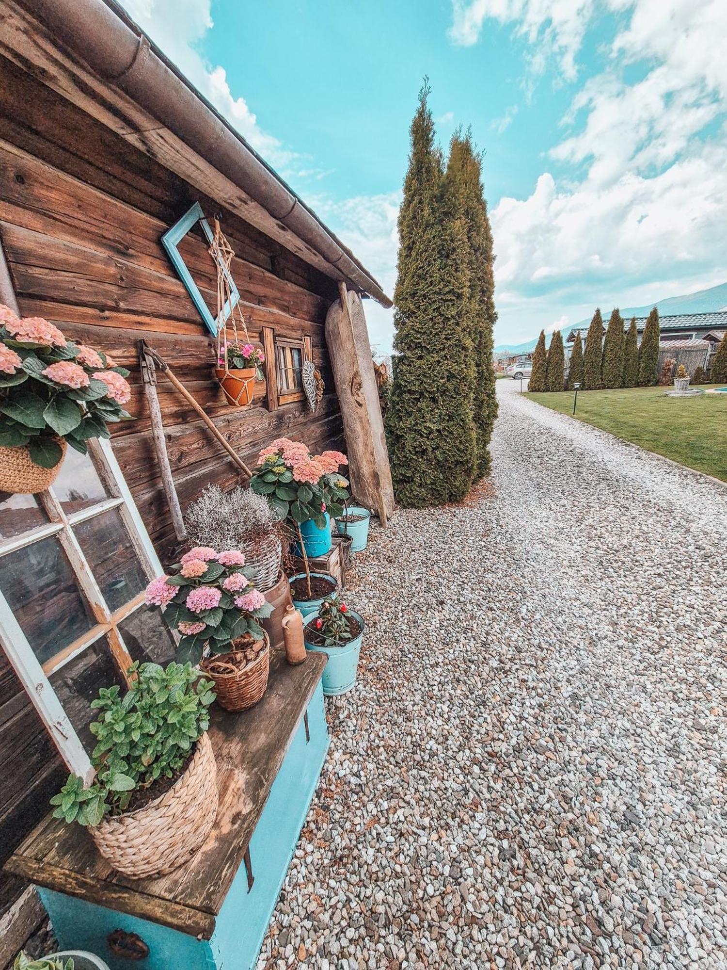 Liptovalley- mobilné domy s wellnessom Liptovská Kokava Esterno foto